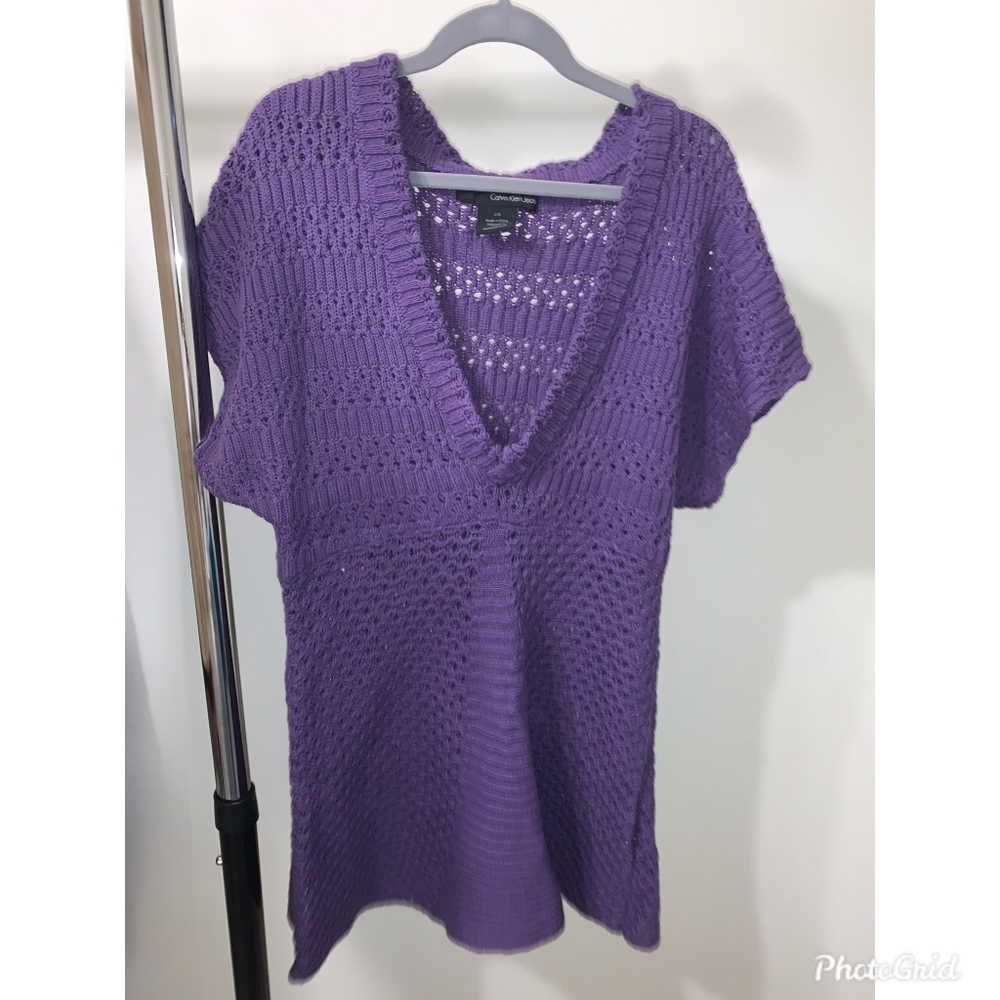 Women's sweater